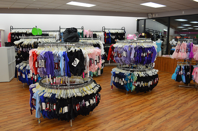 leos dance store